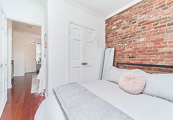 3rd image of 504 E 12th St APT 13