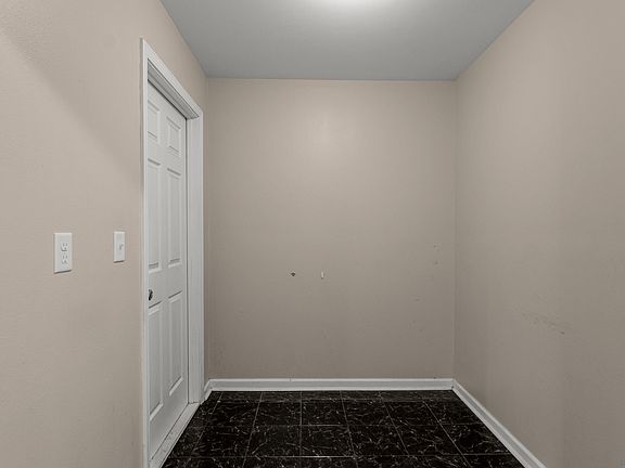 5th image of 1580 Heartwood Dr
