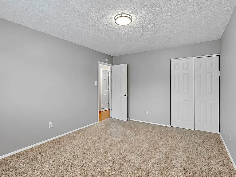 1149 Saratoga Dr — Photo 13
