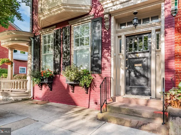 54 S Pitt St, Carlisle, PA 17013