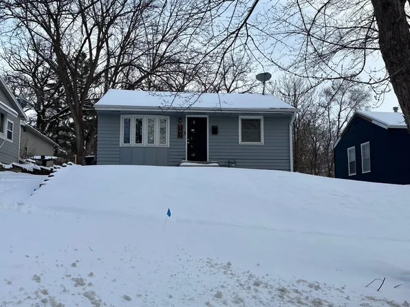 507 Davis Ave, Des Moines, IA 50315