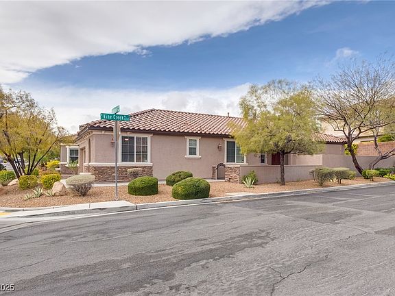3rd image of 961 Ambrosia Dr