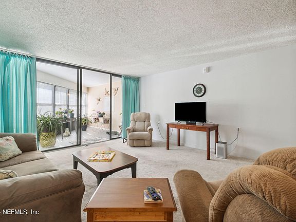 5th image of 1071 EDGEWOOD Avenue S #201