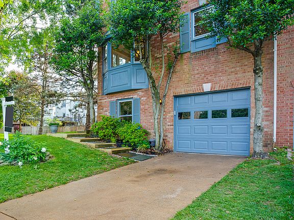 3rd image of 4508 Sawgrass Ct