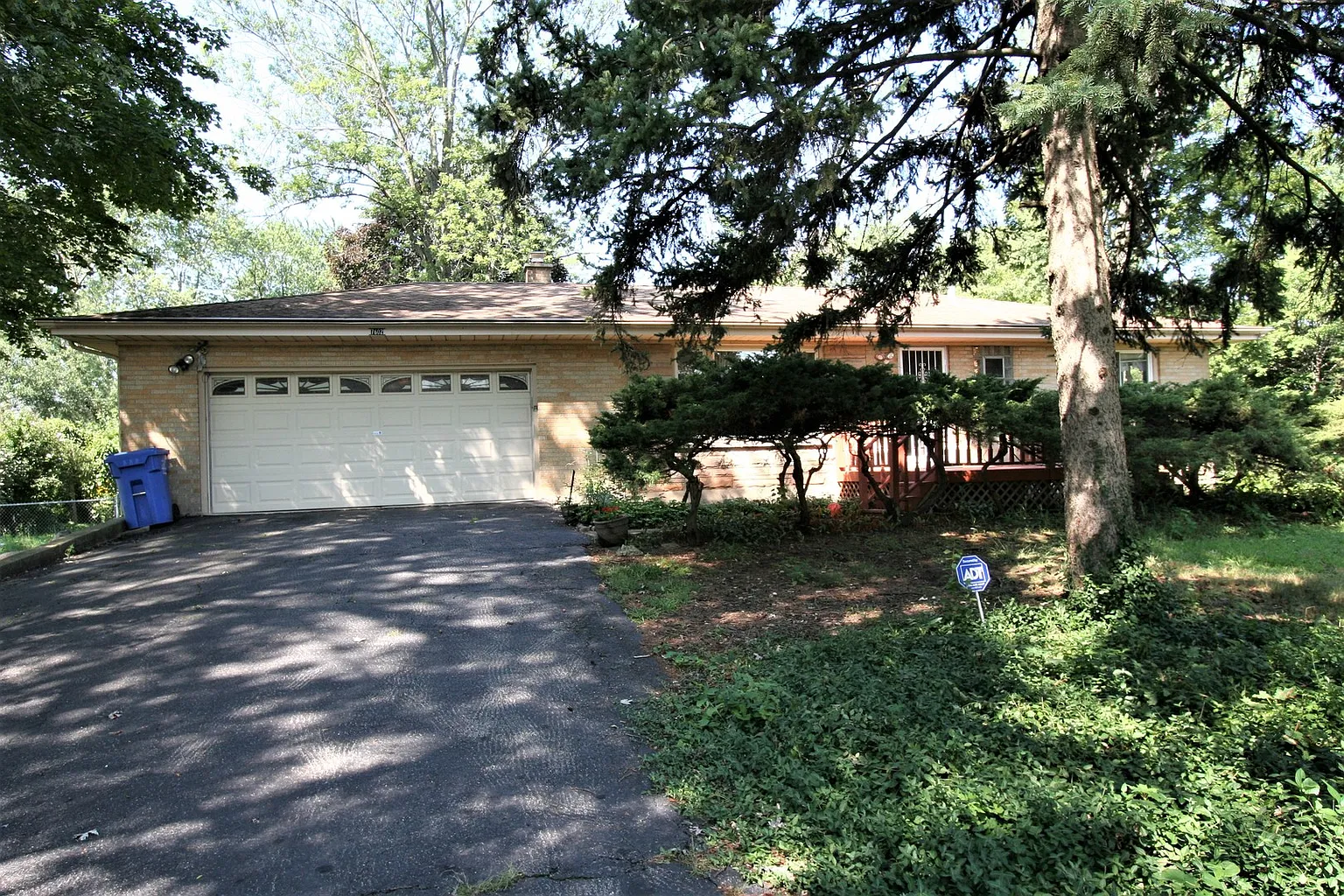 7602 Brookbank Rd photo 1