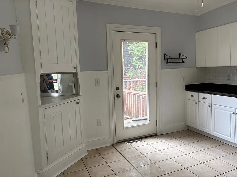 639 Martins Ln — Photo 18