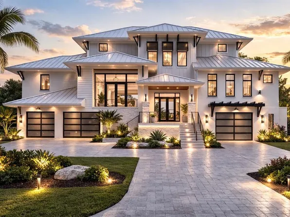 17411 1st St E, Redington Shores, FL 33708