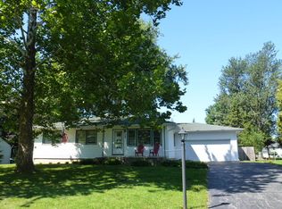 2N564 Bernice Ave, Glen Ellyn, IL 60137