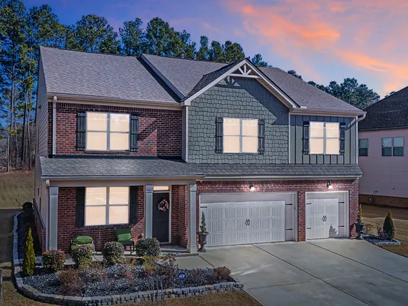 8033 Louis Dr, Locust Grove, GA 30248