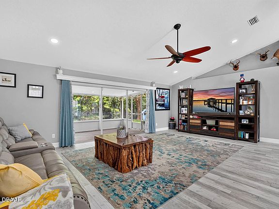 5th image of 5480 Saint Regis Way
