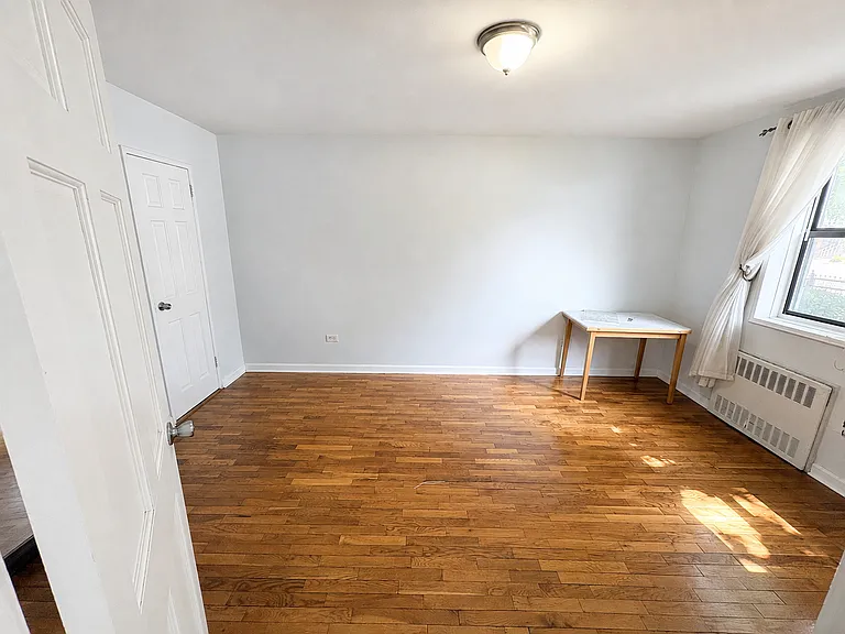 13111 Kew Gardens Rd #1O — Photo 3