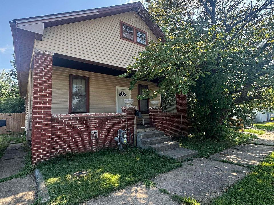 1st image of 615 E Florida St