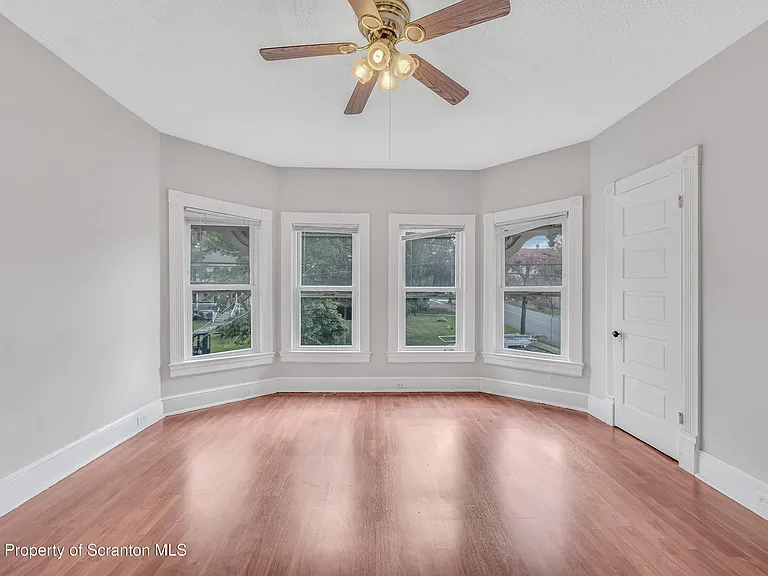 1703 Monsey Ave — Photo 19