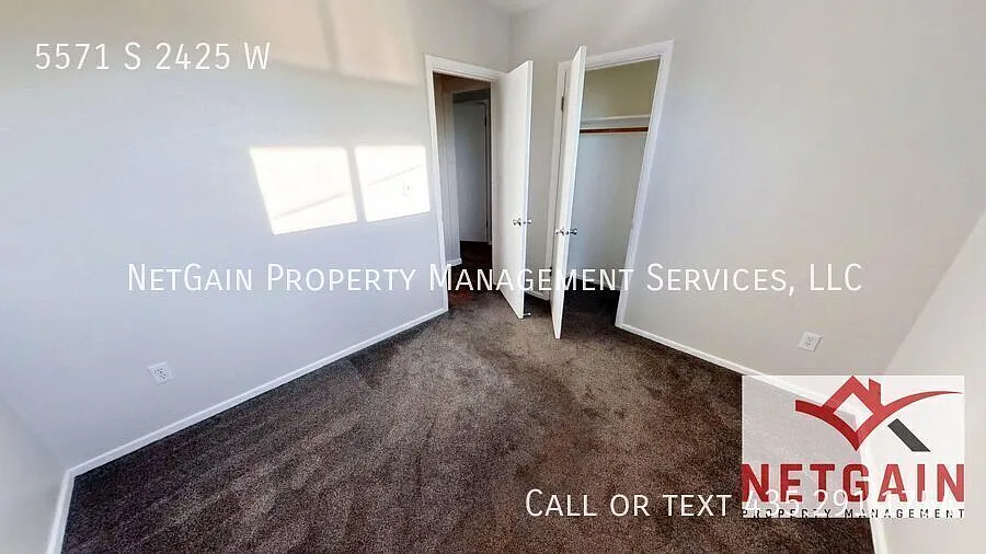 2 bedroom apartment in Roy — Photo 4