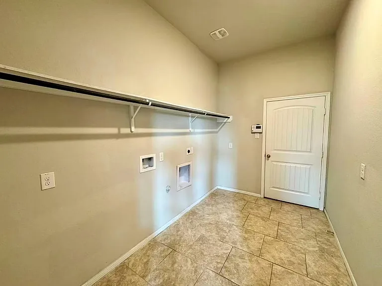 28943 Grand Teton Ct — Photo 19
