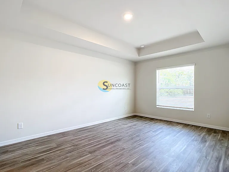 11501 N Landover Ter — Photo 14