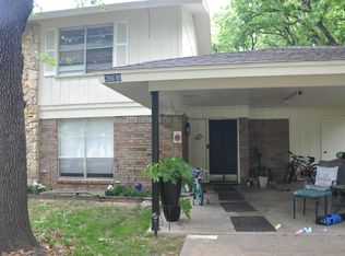 2608 W Highland Dr, Granbury, TX 76049