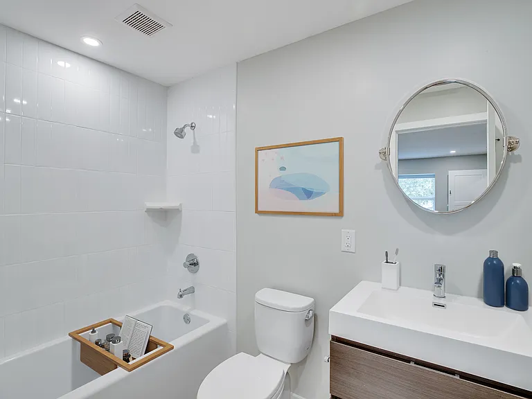 549 Royal Palm Blvd — Photo 11