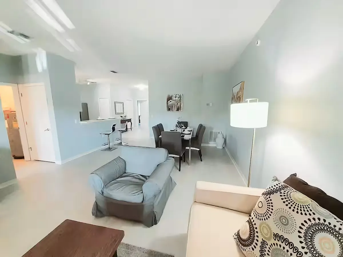 3 bed, 1484 sqft, $2,200 — Photo 2