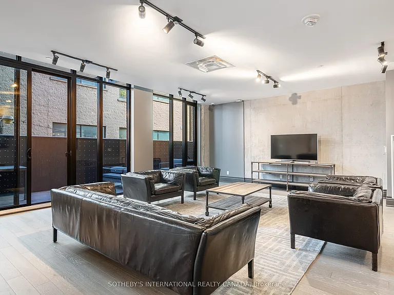 608 Richmond St W #Penthouse 01 — Photo 27