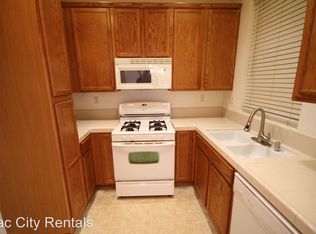 8122 Crystal Walk Cir, Elk Grove, CA 95758