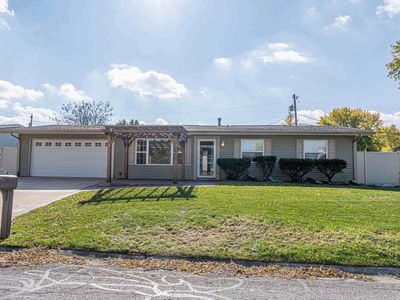 384 Sandalwood Dr, Valparaiso, IN, 46385