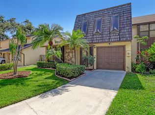 1021 Raintree Dr, Palm Beach Gardens, FL 33410