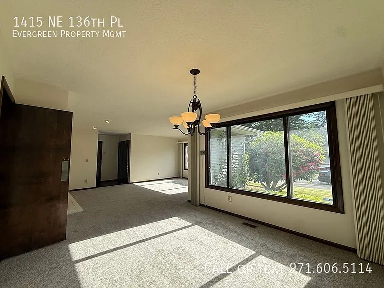 1415 NE 136th Pl — Photo 10