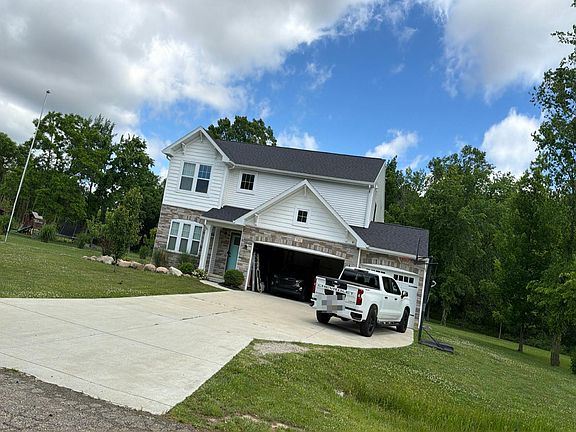 2nd image of 7302 Geraldine Cir