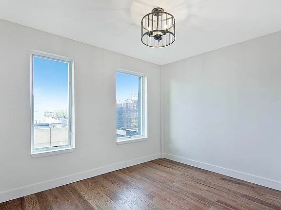 4th image of 378 Harman St #3B