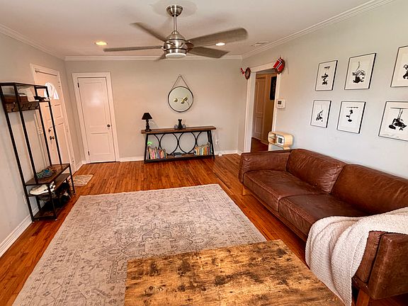 Entry living room