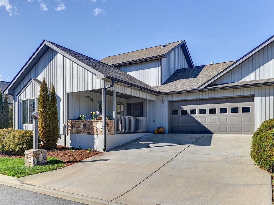 For Sale: 427 Kyfields Dr, Weaverville, NC 28787