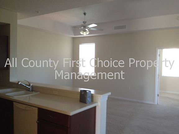 3rd image of 642 Wells Ct Unit 401