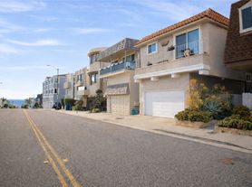 733 Manhattan Beach Blvd, Manhattan Beach, CA