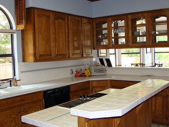 kitchen pic#1