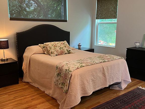 5th image of 3011 Sunridge Dr