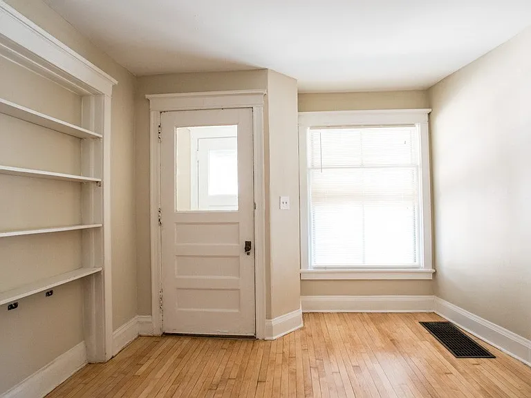 2724-2726 N Murray Duplex — Photo 31