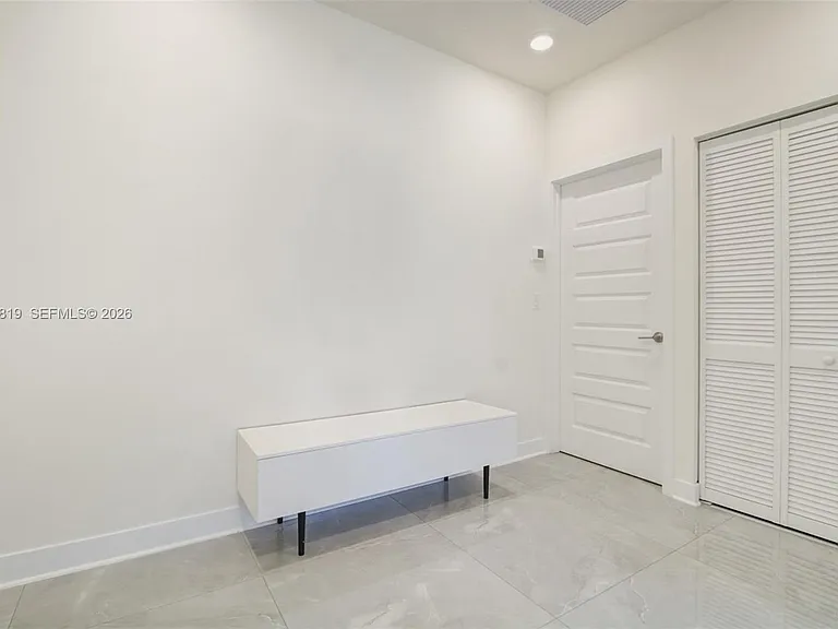 4718 NW 83rd Pkwy — Photo 18
