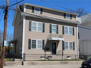 160 Meadow St, Pawtucket, RI 02860