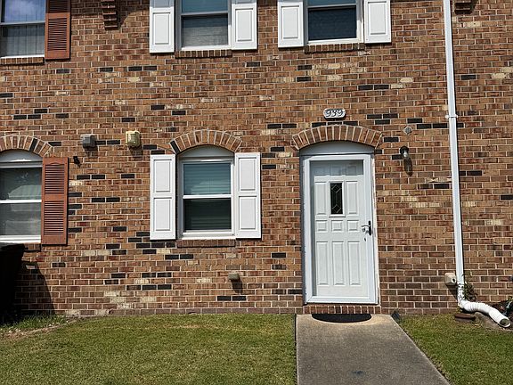 2nd image of 939 Indian Cir