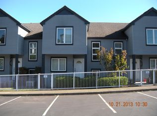 2079 262nd St, Lomita, CA 90717