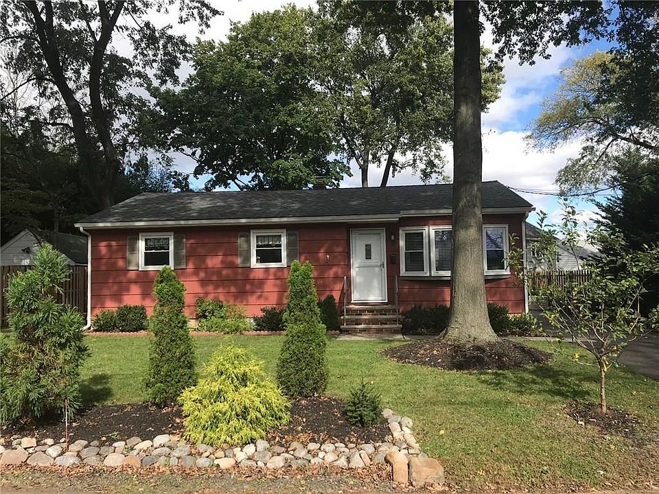 1st image of 32 Volkmar Pl