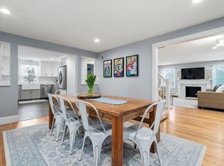 15 Clovelly Ln, Framingham, MA 01702