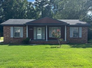 1236 Beverly Dr, Raleigh, NC 27610