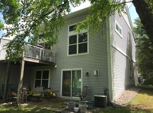 488 Wilderness Dr, Chaska, MN 55318