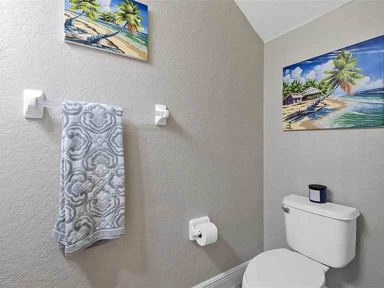 15048 Bellinkoff Ln — Photo 13