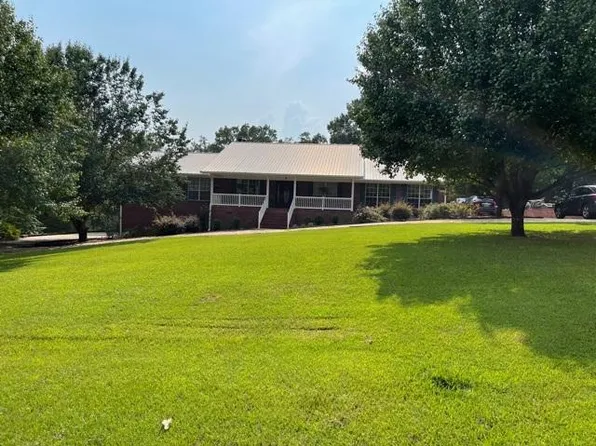 106 N Mobile St, Linden, AL 36748