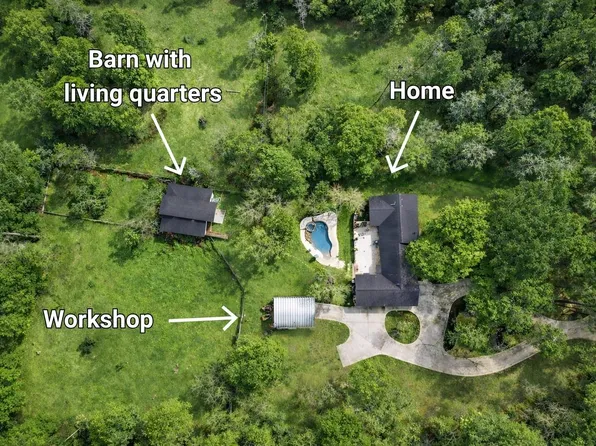 2004 Northshore Dr, Conroe, TX 77304