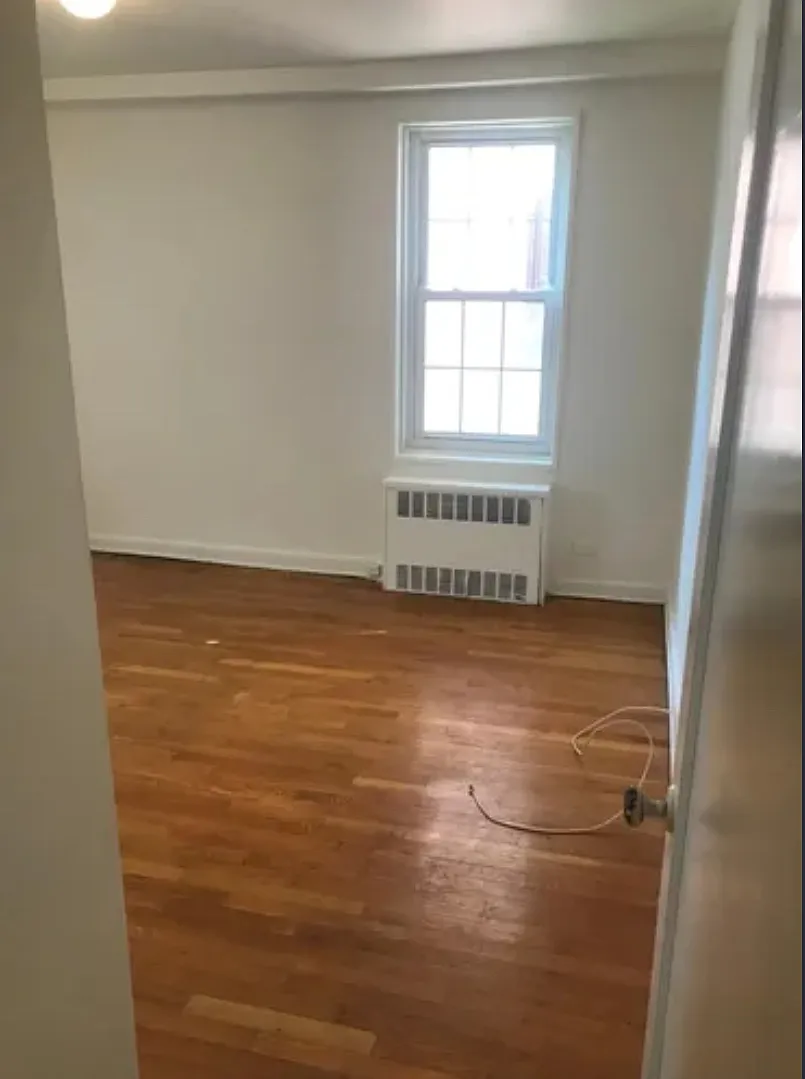 2 bed, 900 sqft, $2,700 — Photo 1