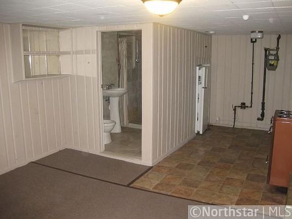5th image of 3609 Minnehaha Ave